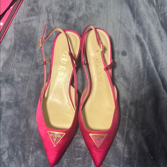 Guess Pink Satin Pointed-Toe kitten Heels SZ 9 - Picture 1 of 4